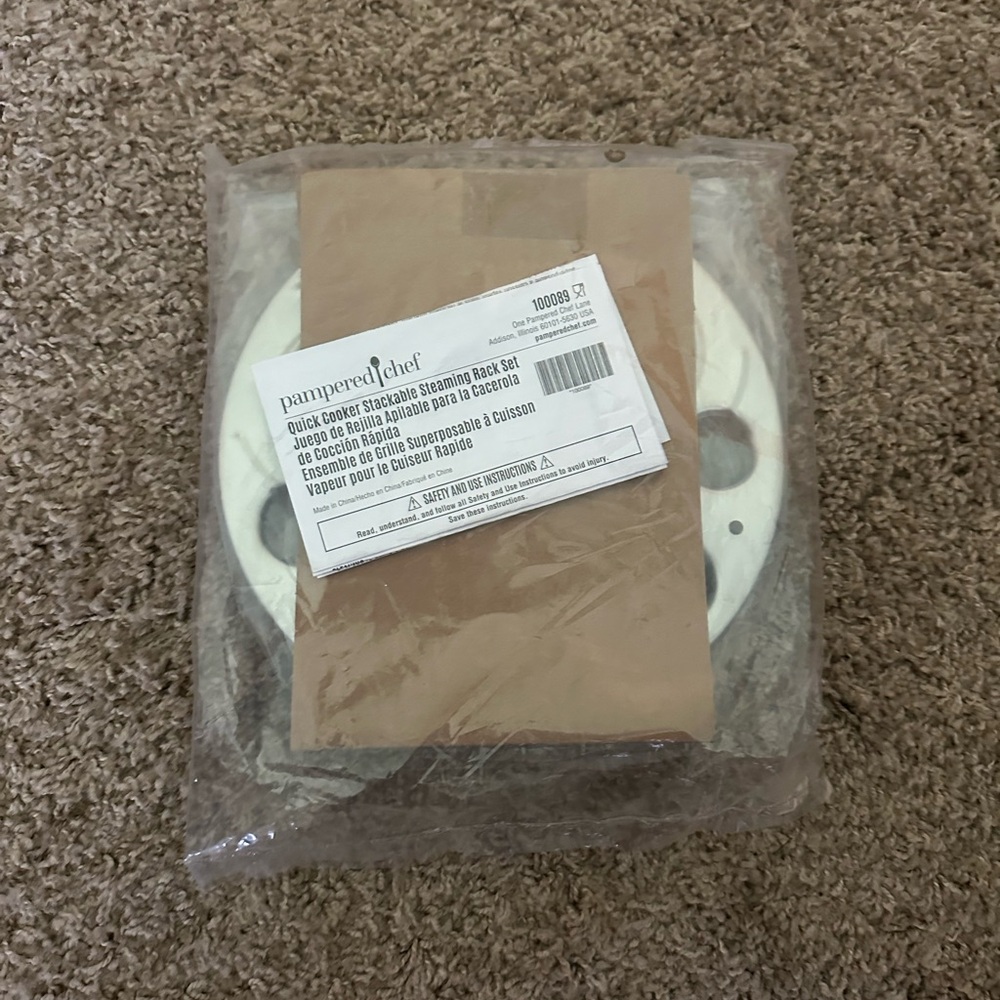 Pampered Chef Quick Cooker Stackable Steaming Rack Set - 100089